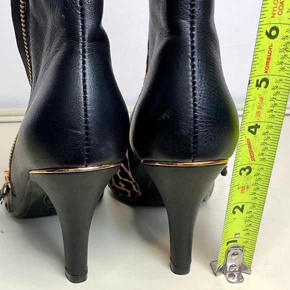 Sofft Boots Womens Size 6.5 Makayla Ankle Boot Black Leather Pointed Zip Leopard - Picture 15 of 15